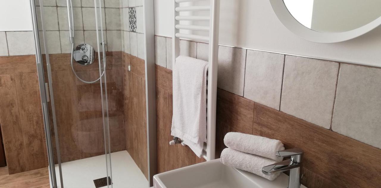 Il Melograno Bed and Breakfast Garda  Exteriör bild