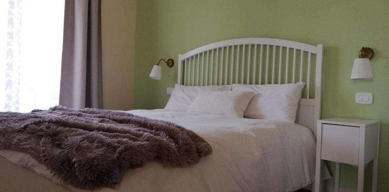 Il Melograno Bed and Breakfast Garda  Exteriör bild